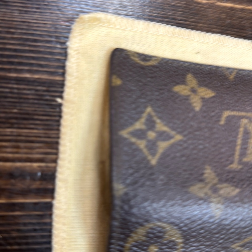 Louis Vuitton International Wallet - Vintage Condition… - Picture 8 of 16
